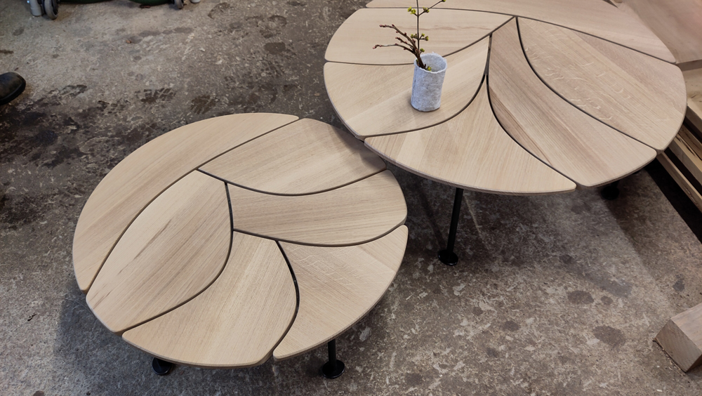 un duo de tables BoURGEoNS, deux dimensions, deux hauteurs,deux varientes